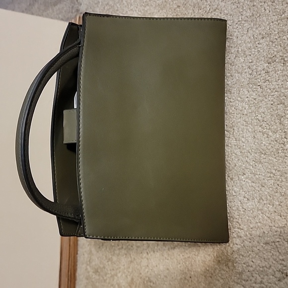 A new day crossbody - Picture 6 of 6